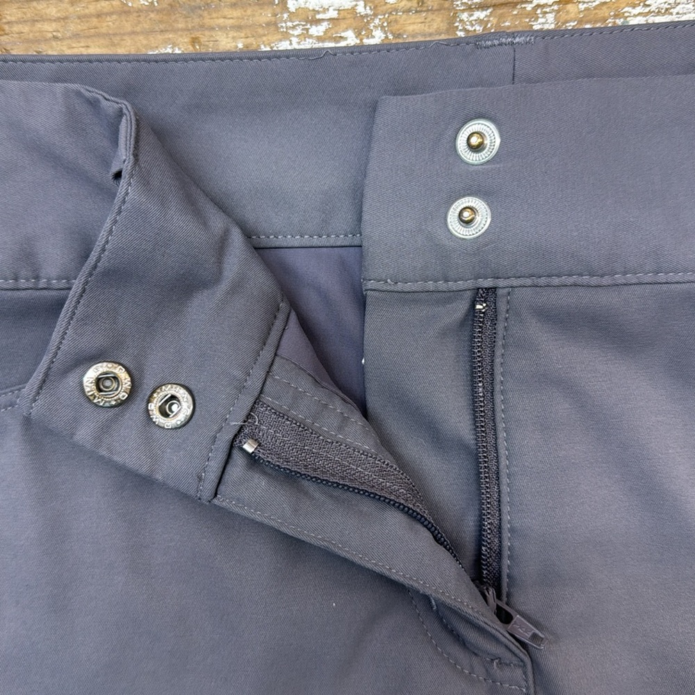 Adidas Skort with Pockets. Size 2 - Picture 5 of 12